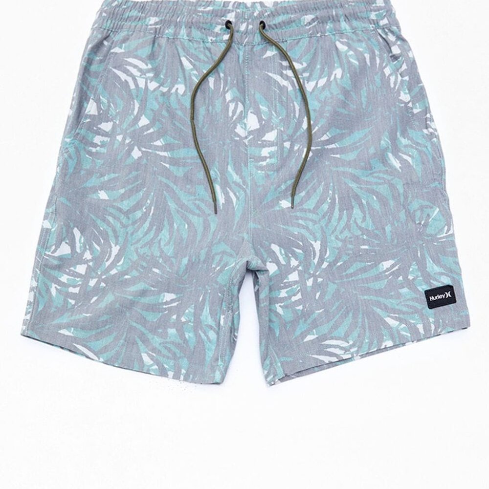 NWT Hurley Phantom Naturals shorts 18” Length